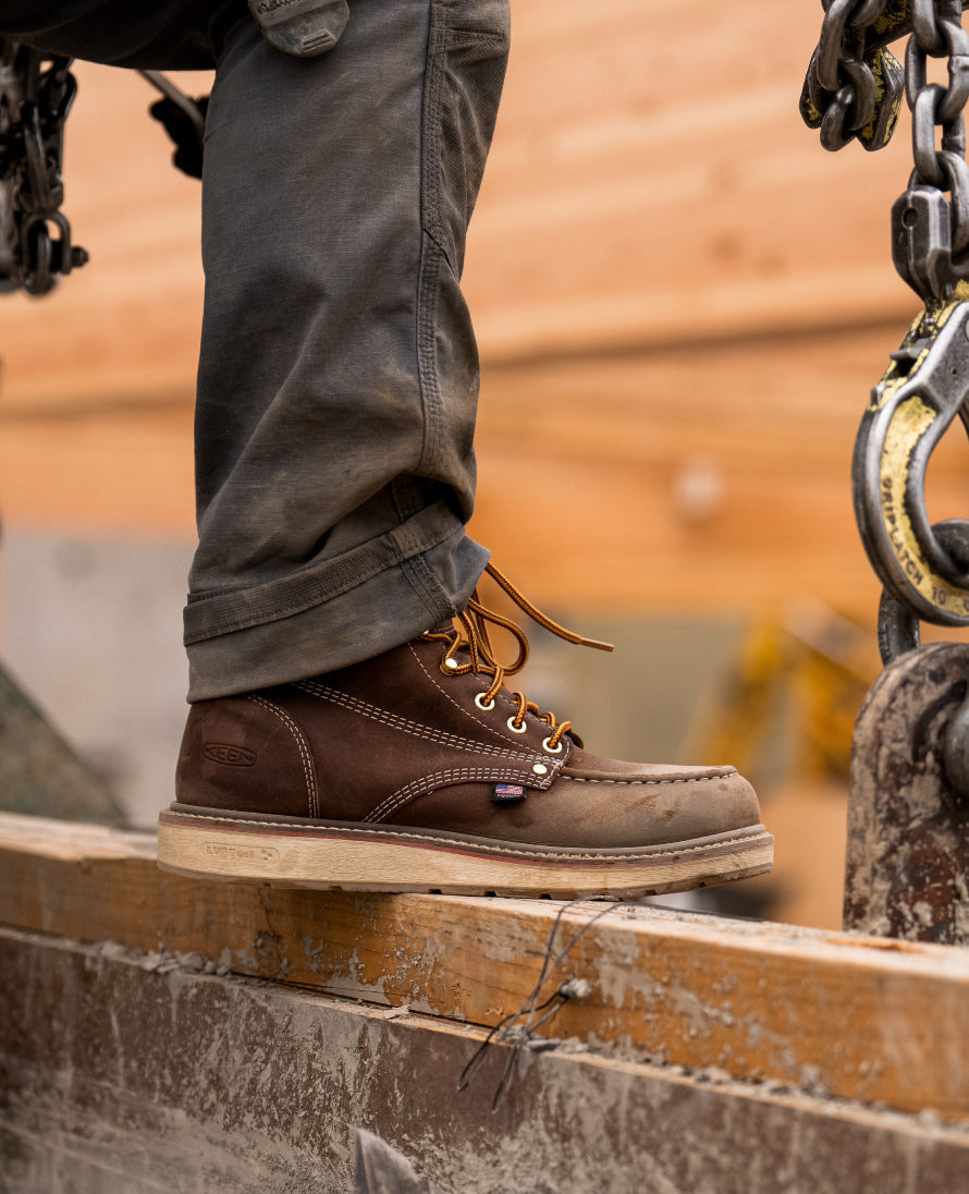 Men's Liberty 6" Waterproof Boot (Carbon Toe) Black/Gum