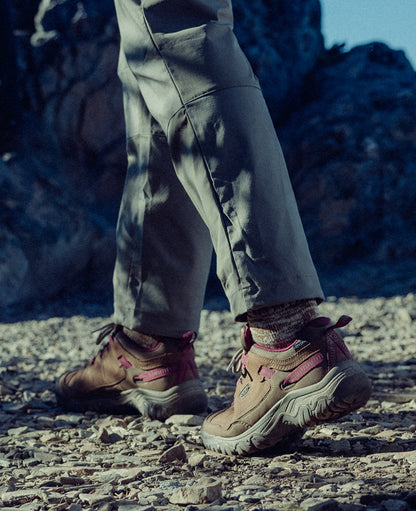 Women's Targhee IV Waterproof Hiking Shoe Bison/Beaujolais