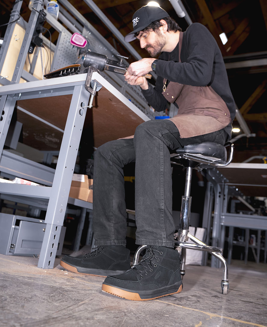 Men's Gibson Boot (Soft Toe) Black/Gum