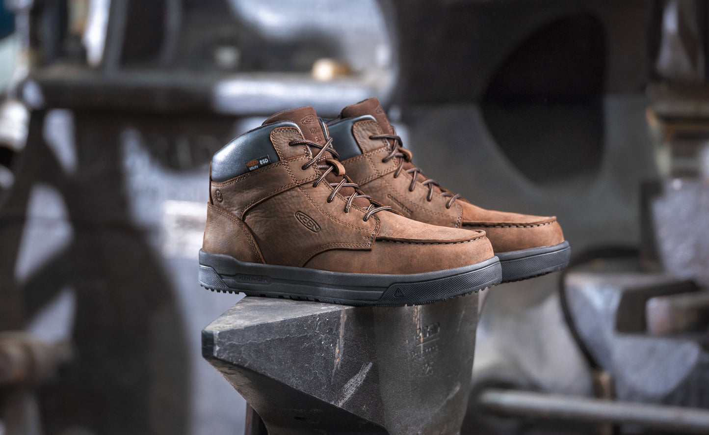Men's Gibson ESD Boot (Carbon Toe) Cascade Brown/Black