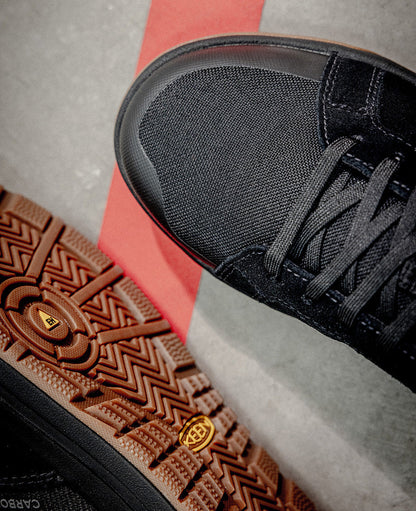 Women's Kenton Work Shoe (Carbon Toe) Black/Gum