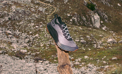 Women's Seek Trail Running Shoe Black/Magnet