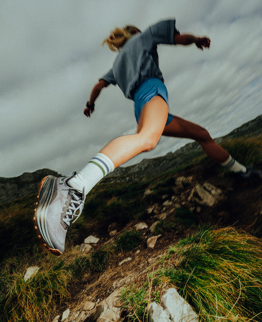 Women's Seek Trail Running Shoe Black/Magnet