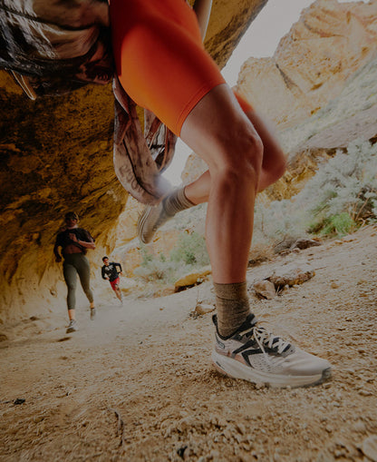 Women's Seek Trail Running Shoe Black/Sunset Sand